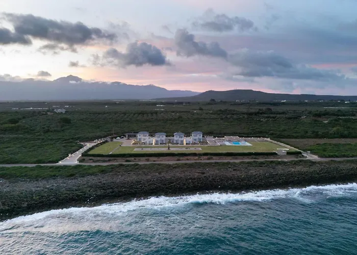Mantis Seaside 4*
