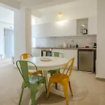 Mantis Seaside 公寓式酒店