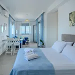 Mantis Seaside 4*