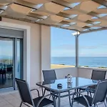 Mantis Seaside 公寓式酒店 菲利亚特拉