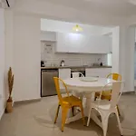 Mantis Seaside 4*