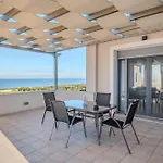 公寓式酒店 Mantis Seaside 4*