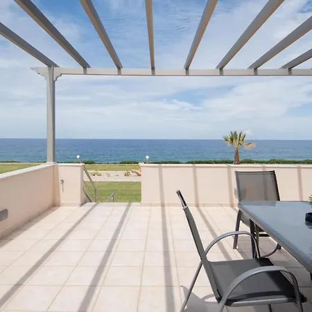 Aparthotel Mantis Seaside *