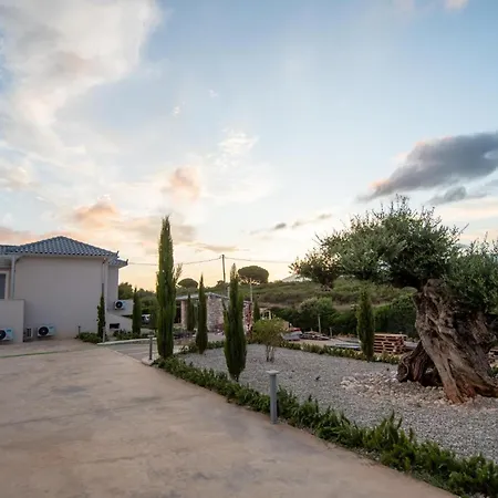 Mantis Seaside Ξενοδοχείο με διαμερίσματα Φιλιατρά