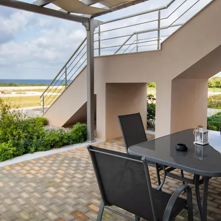 Aparthotel Mantis Seaside Filiatra