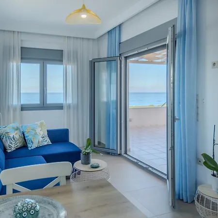 Mantis Seaside Aparthotel