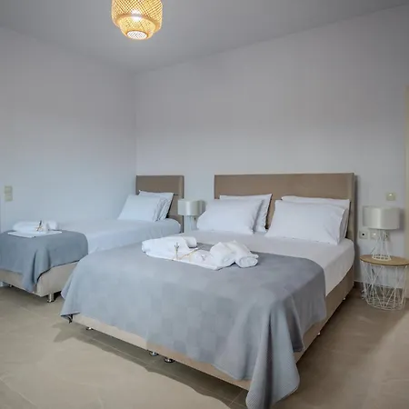 Aparthotel Mantis Seaside 4*