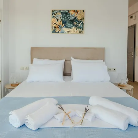 Mantis Seaside Aparthotel