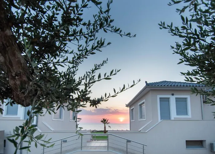 Ξενοδοχείο με διαμερίσματα Mantis Seaside